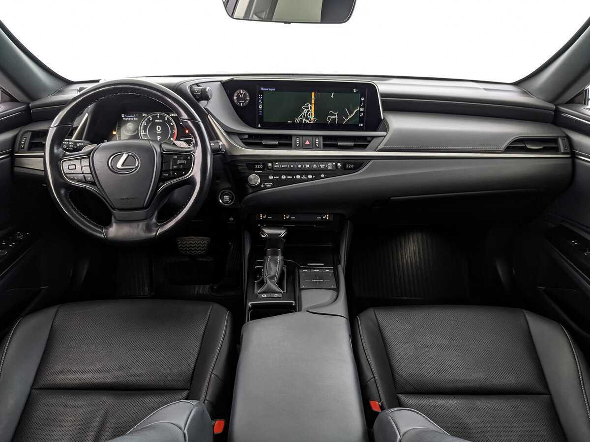 Lexus ES с пробегом — 2021 год. Фото: #9