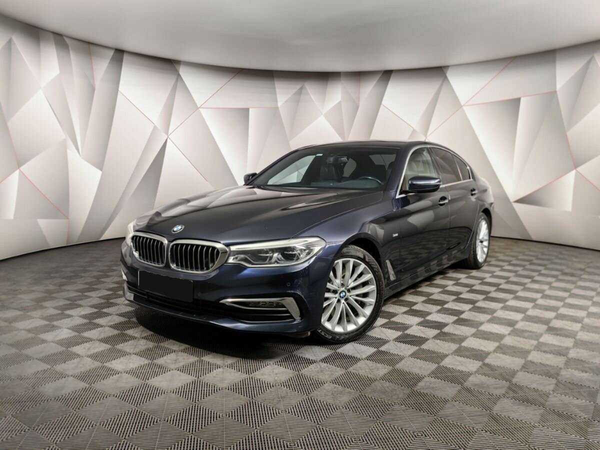BMW 5 серии с пробегом — 2017 год. Посмотреть фото