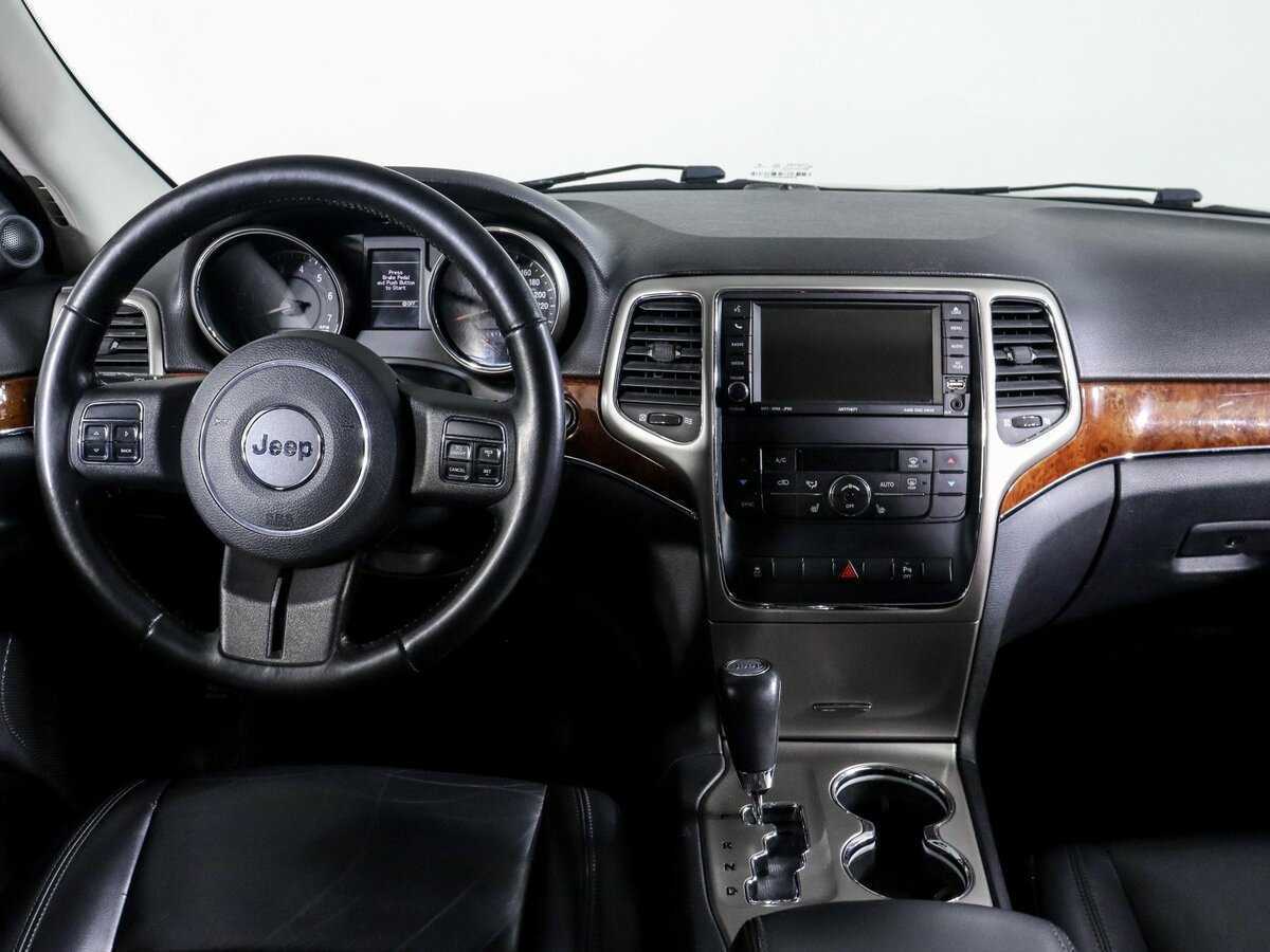 Jeep Grand Cherokee с пробегом — 2010 год. Фото: #8