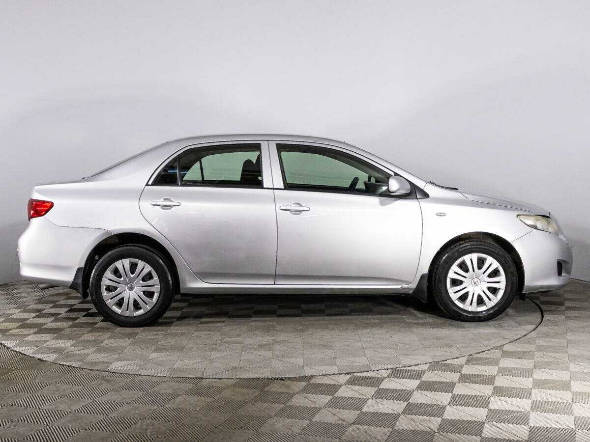 Toyota Corolla с пробегом — 2007 год. Фото: #3