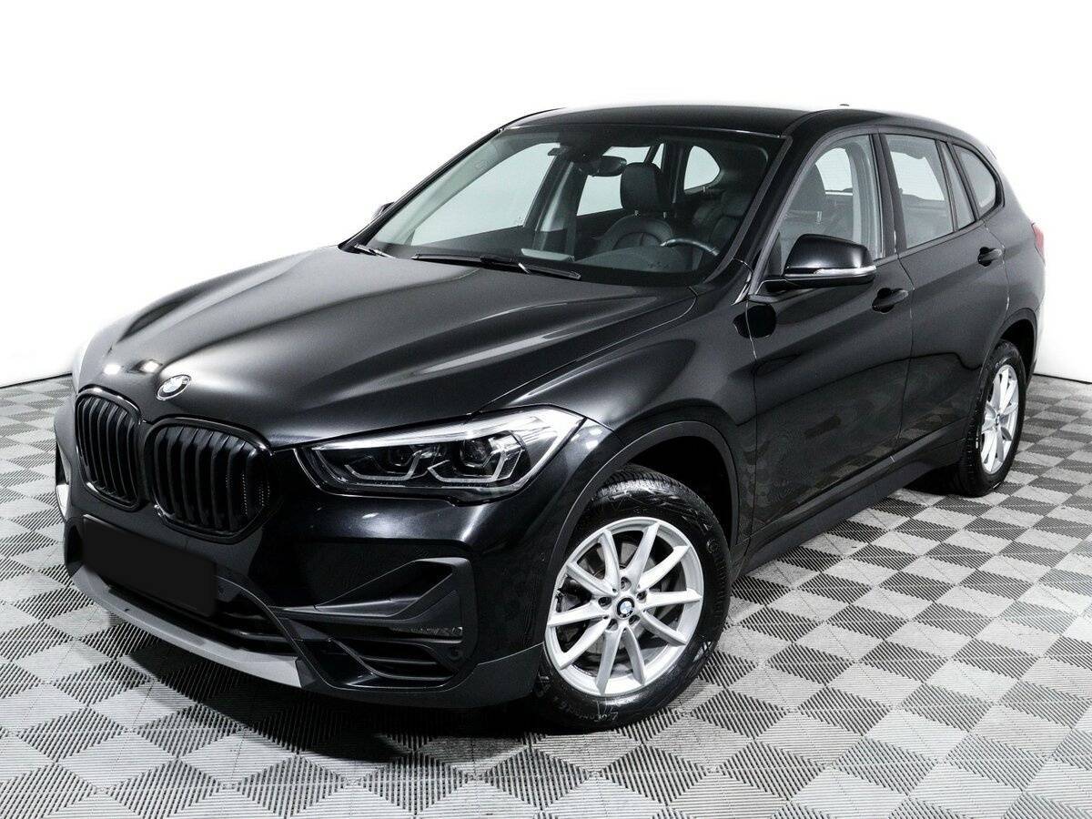 BMW X1 с пробегом — 2021 год. Фото: #16