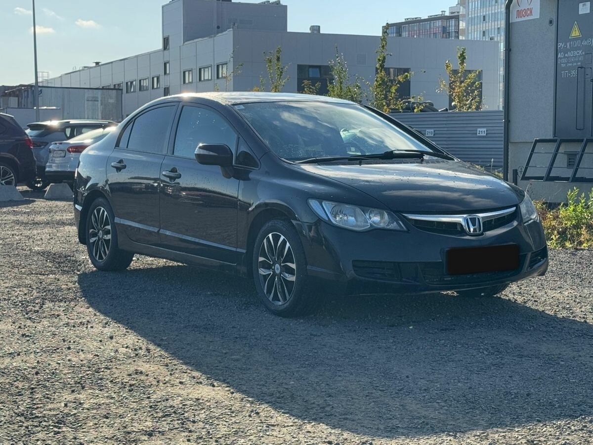 Honda Civic с пробегом — 2008 год. Фото: #2