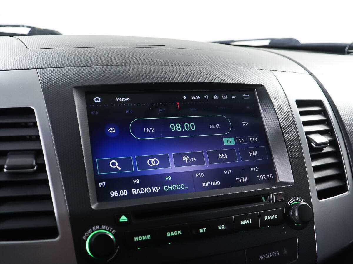 Mitsubishi Outlander с пробегом — 2008 год. Фото: #19