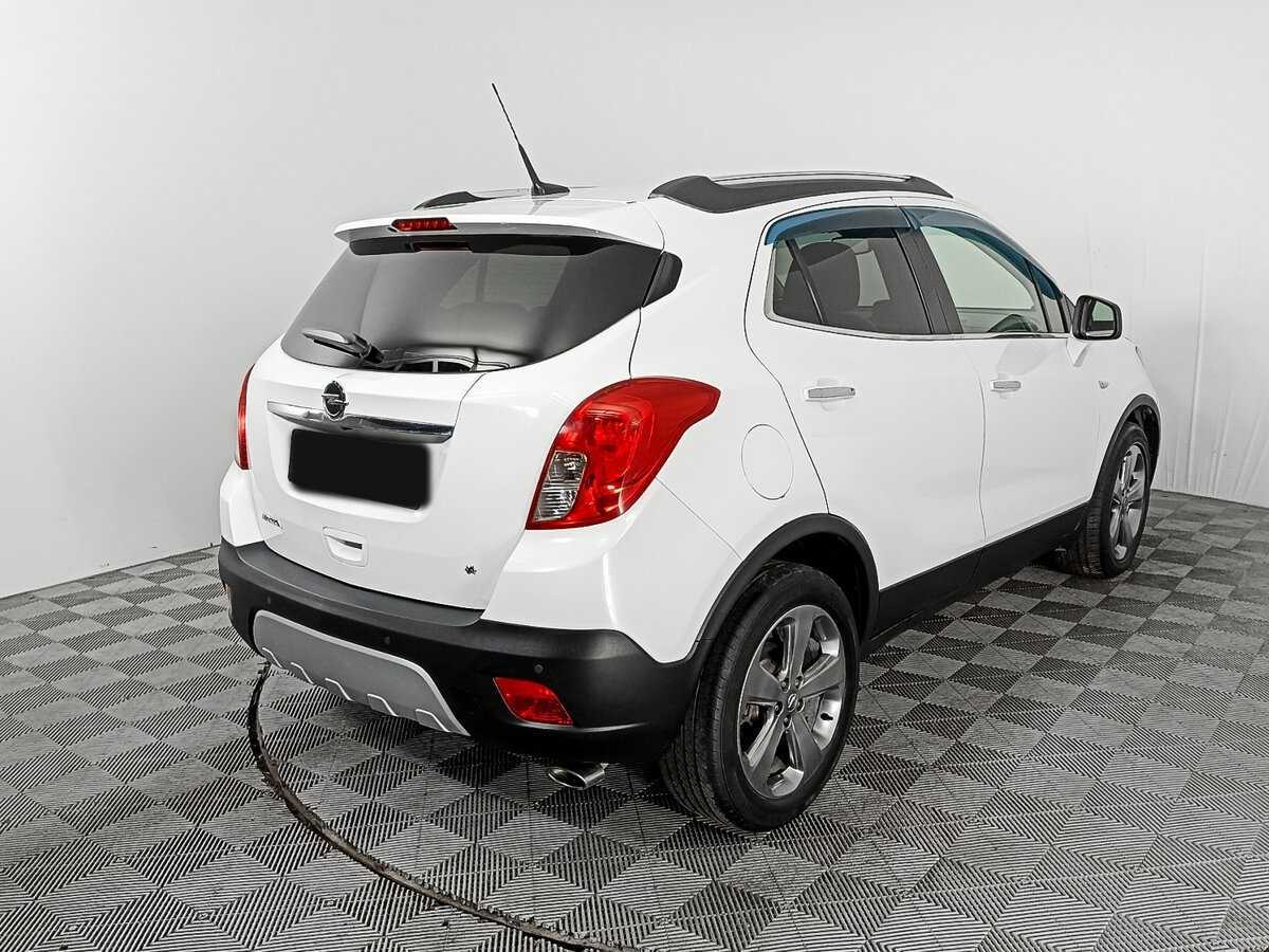 Opel Mokka с пробегом — 2012 год. Фото: #4
