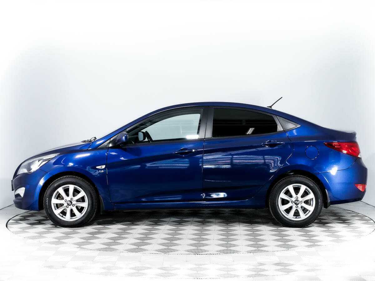 Hyundai Solaris с пробегом — 2015 год. Фото: #7