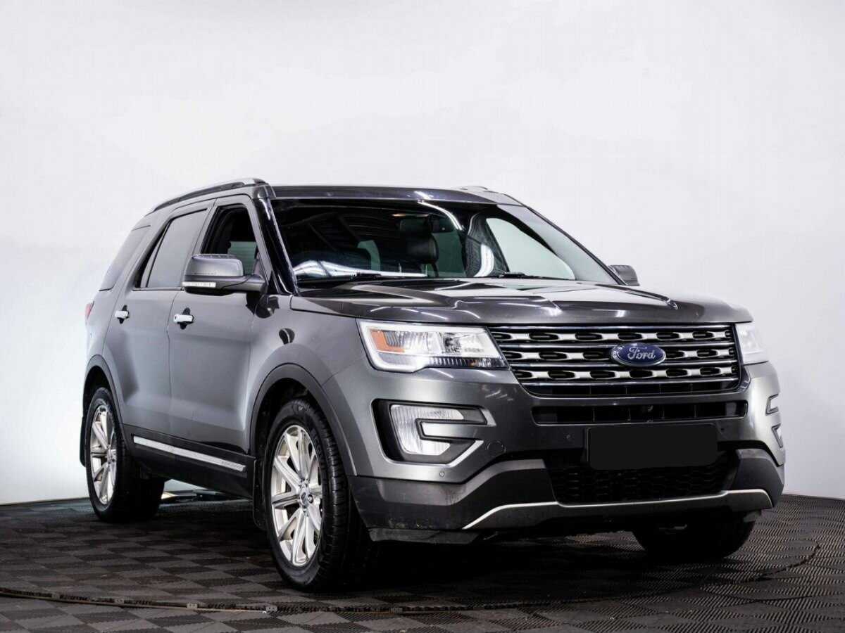 Ford Explorer с пробегом — 2016 год. Фото: #2