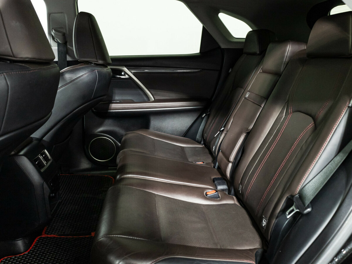 Lexus RX с пробегом — 2018 год. Фото: #7