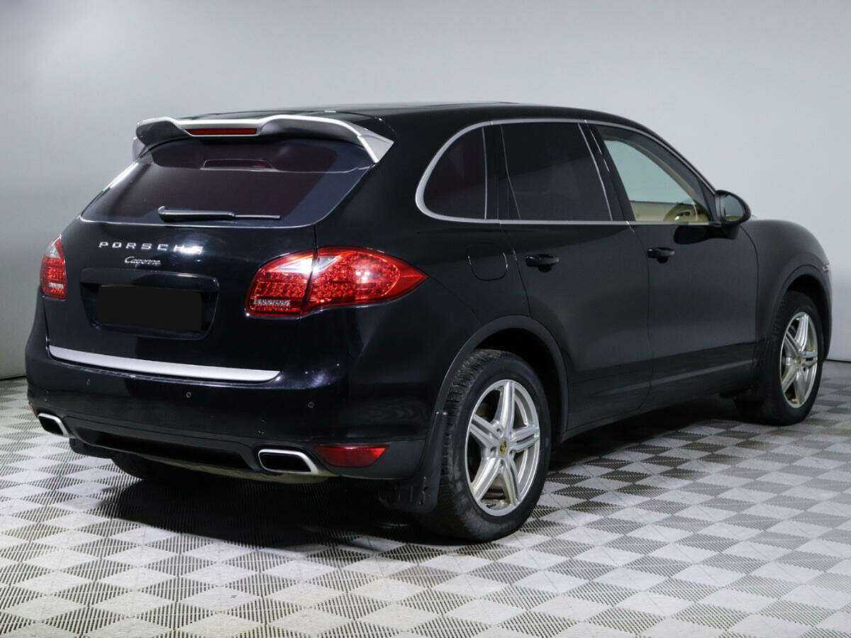 Porsche Cayenne с пробегом — 2014 год. Фото: #2