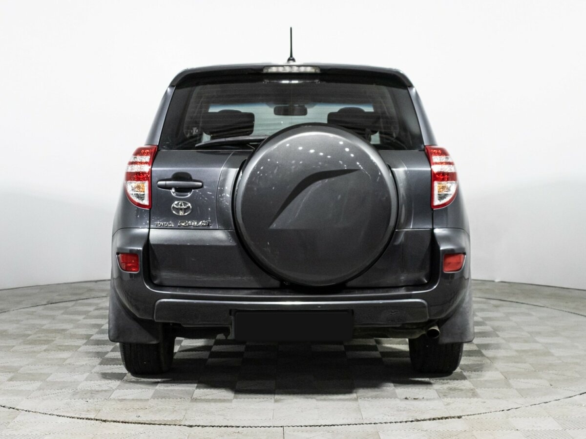 Toyota RAV4 с пробегом — 2010 год. Фото: #5