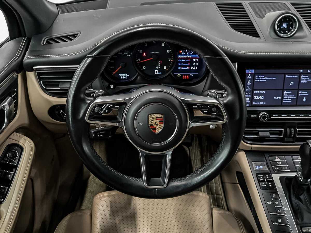 Porsche Macan с пробегом — 2021 год. Фото: #21