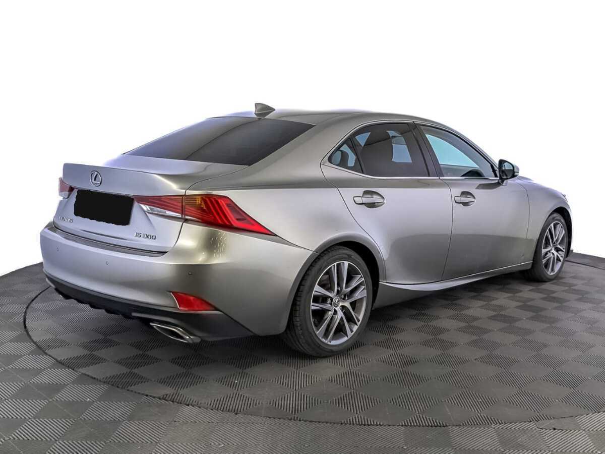 Lexus IS с пробегом — 2018 год. Фото: #4