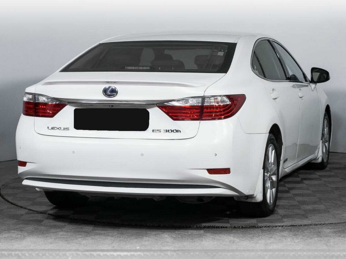 Lexus ES с пробегом — 2013 год. Фото: #4