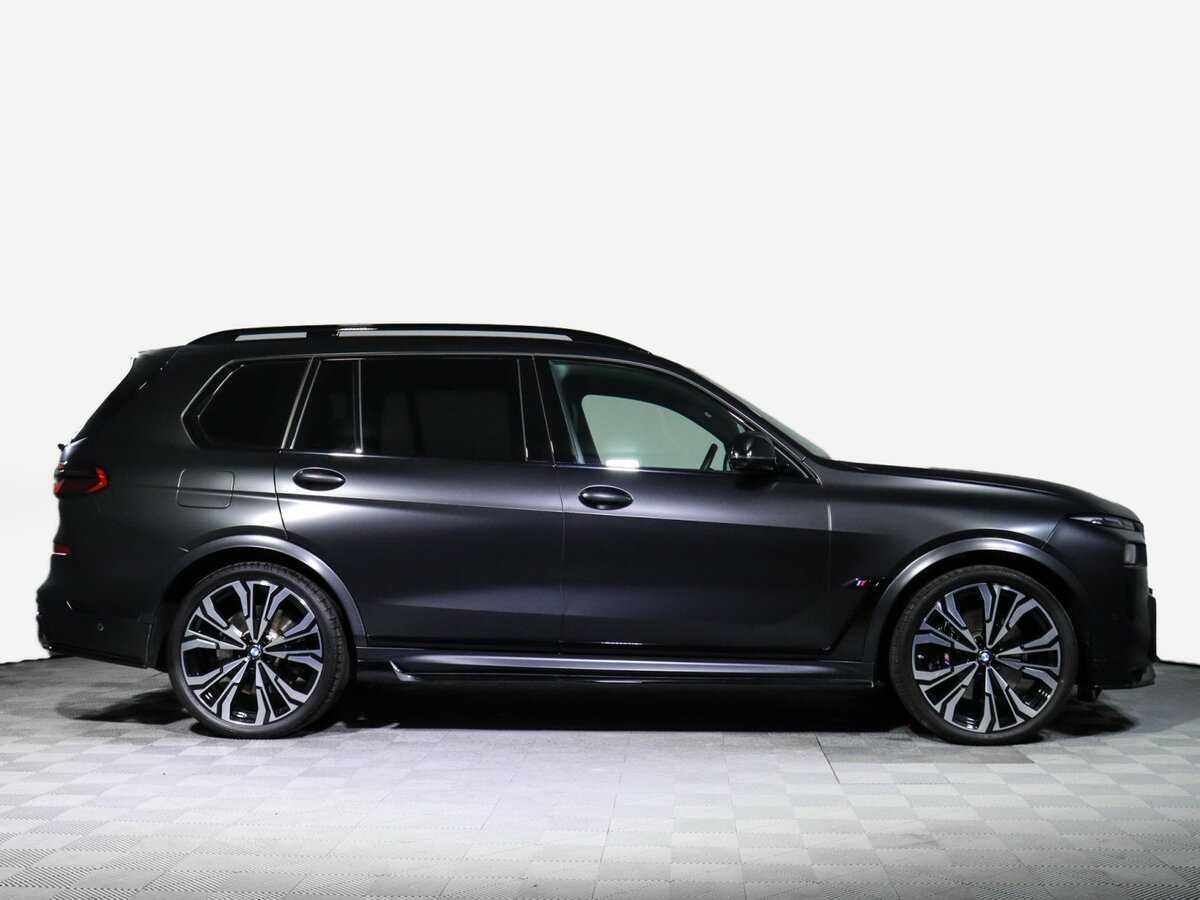 BMW X7 с пробегом — 2023 год. Фото: #3