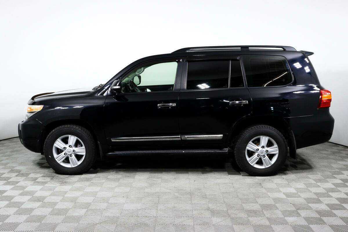 Toyota Land Cruiser с пробегом — 2012 год. Фото: #7