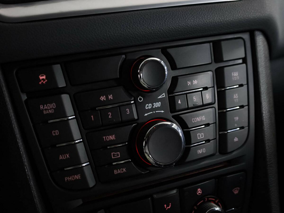 Opel Meriva с пробегом — 2011 год. Фото: #12