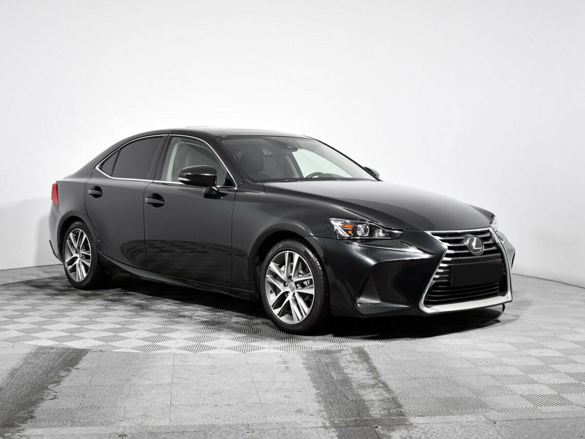 Lexus IS с пробегом — 2019 год. Фото: #2