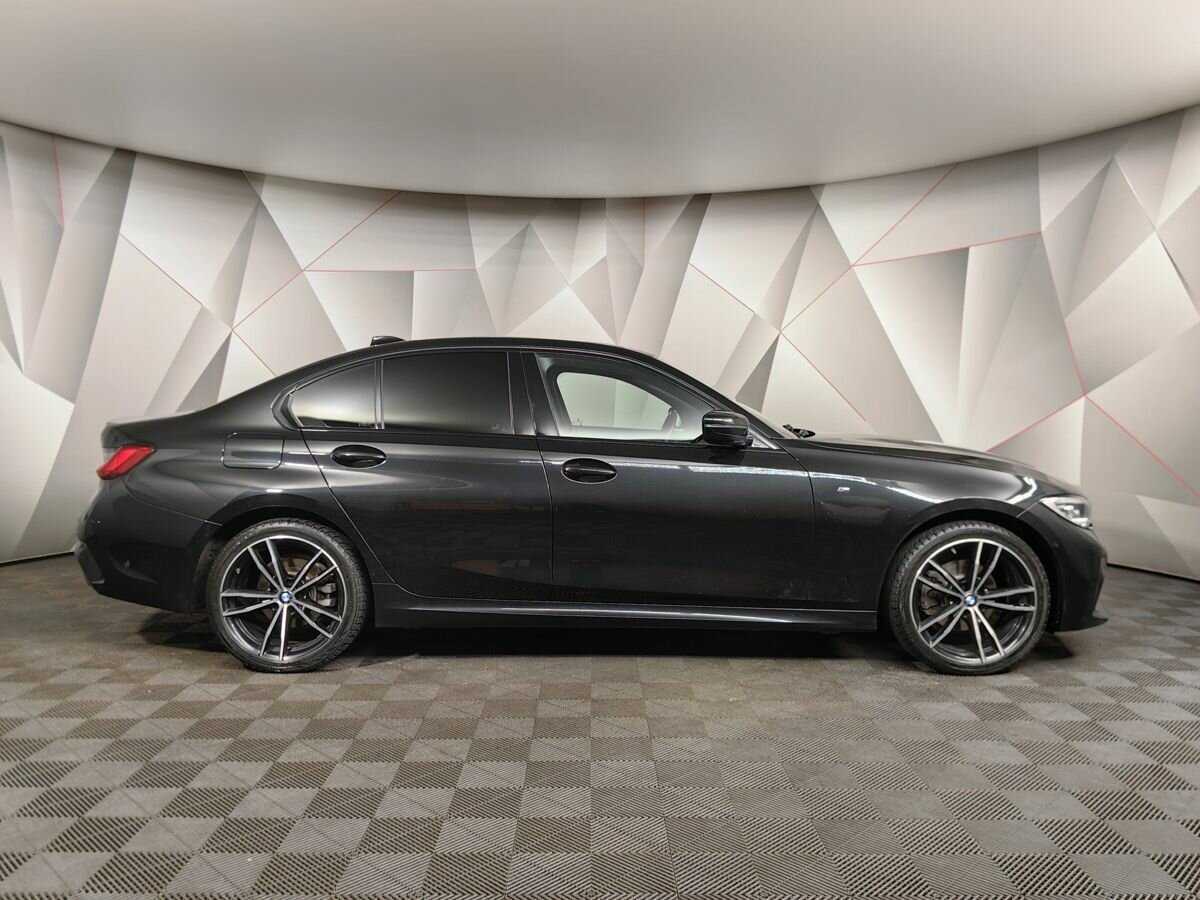 BMW 3 серии с пробегом — 2020 год. Фото: #5