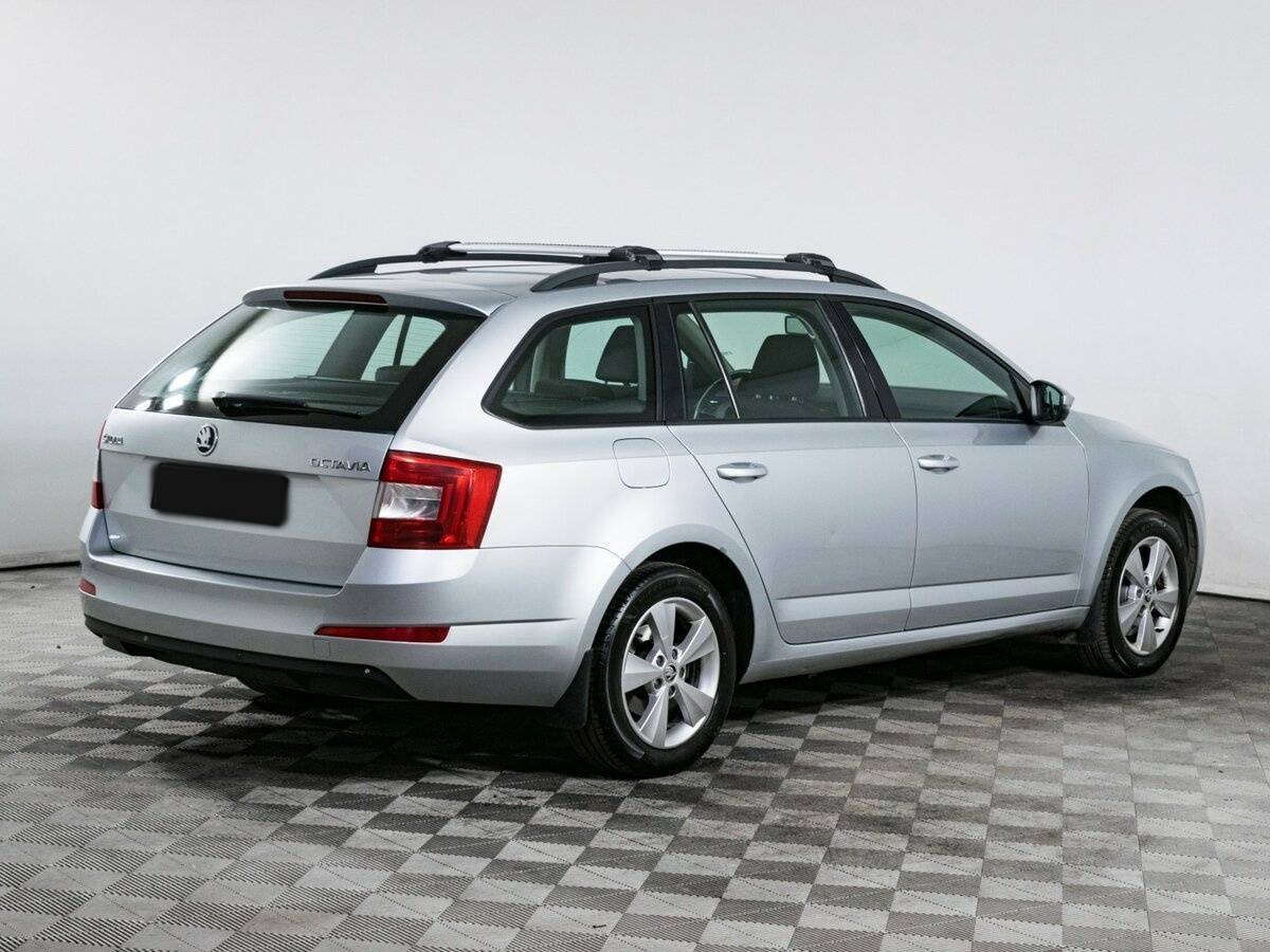 Skoda Octavia с пробегом — 2015 год. Фото: #4