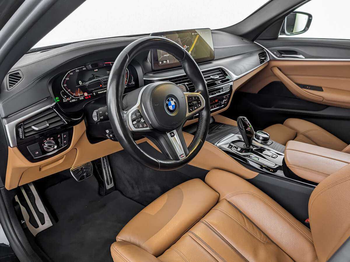 BMW 5 серии с пробегом — 2021 год. Фото: #10