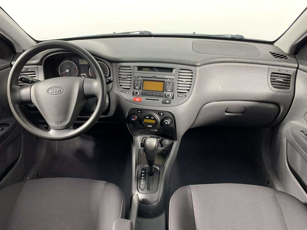 Kia Rio с пробегом — 2009 год. Фото: #11
