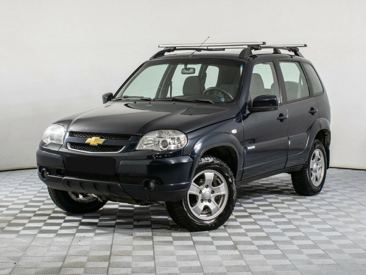 Chevrolet Niva с пробегом — 2012 год. Посмотреть фото