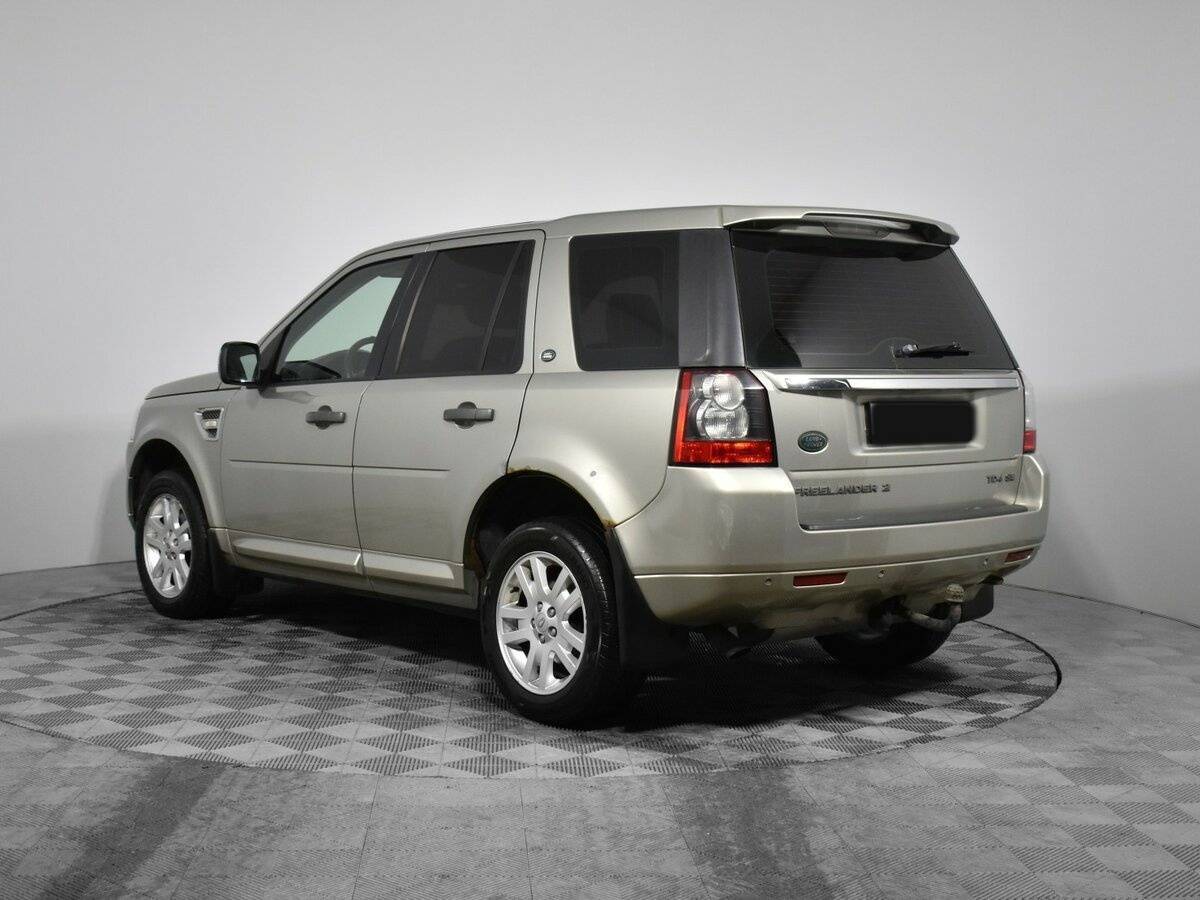 Land Rover Freelander с пробегом — 2011 год. Фото: #6