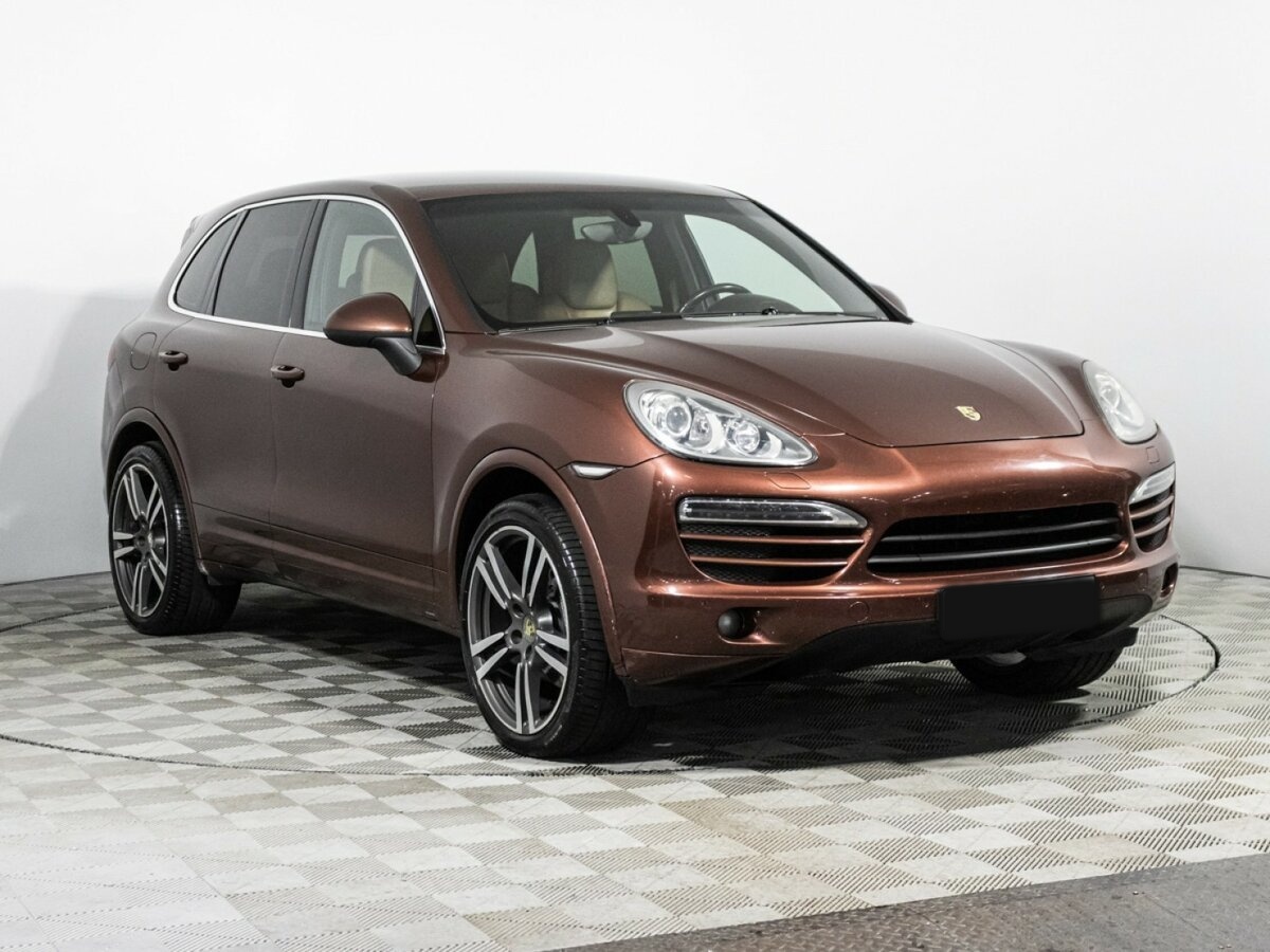Porsche Cayenne с пробегом — 2011 год. Фото: #2