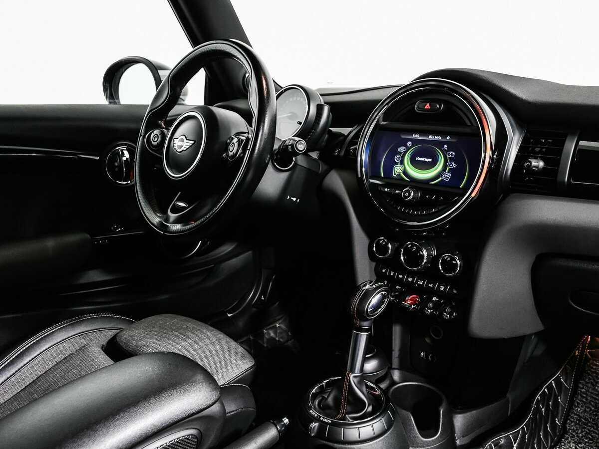 Mini Hatch с пробегом — 2014 год. Фото: #8