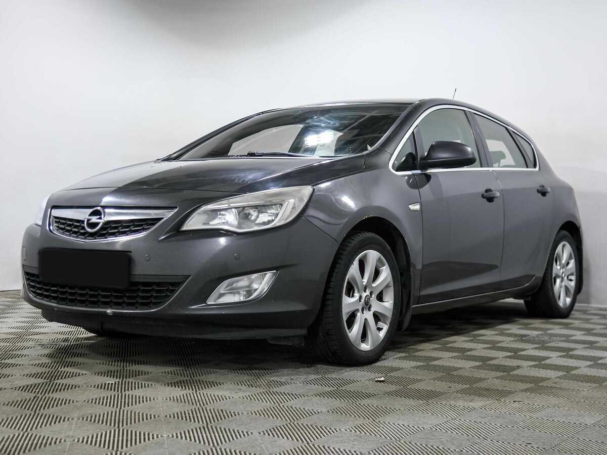 Opel Astra с пробегом — 2011 год. Посмотреть фото