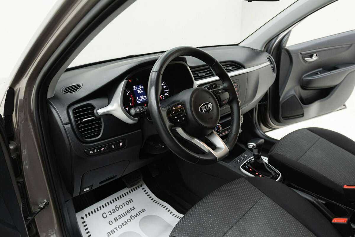 Kia Rio с пробегом — 2021 год. Фото: #8
