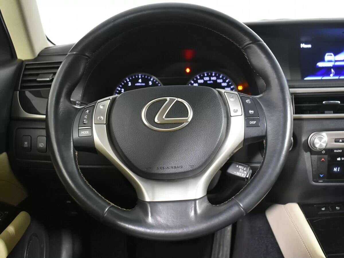 Lexus GS с пробегом — 2012 год. Фото: #17