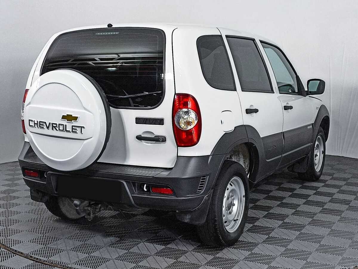 Chevrolet Niva с пробегом — 2016 год. Фото: #3