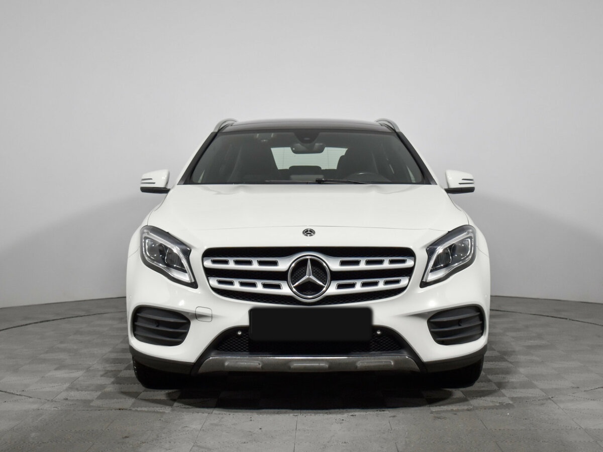 Mercedes-Benz GLA с пробегом — 2017 год. Фото: #1