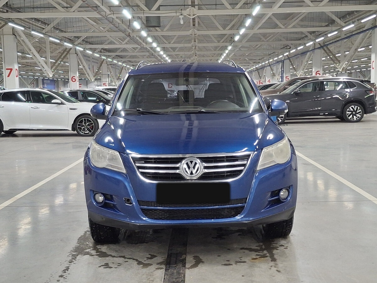 Volkswagen Tiguan с пробегом — 2010 год. Фото: #1