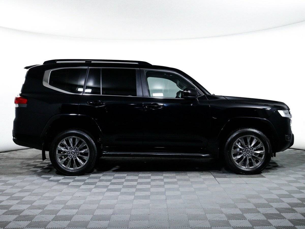 Toyota Land Cruiser с пробегом — 2022 год. Фото: #3