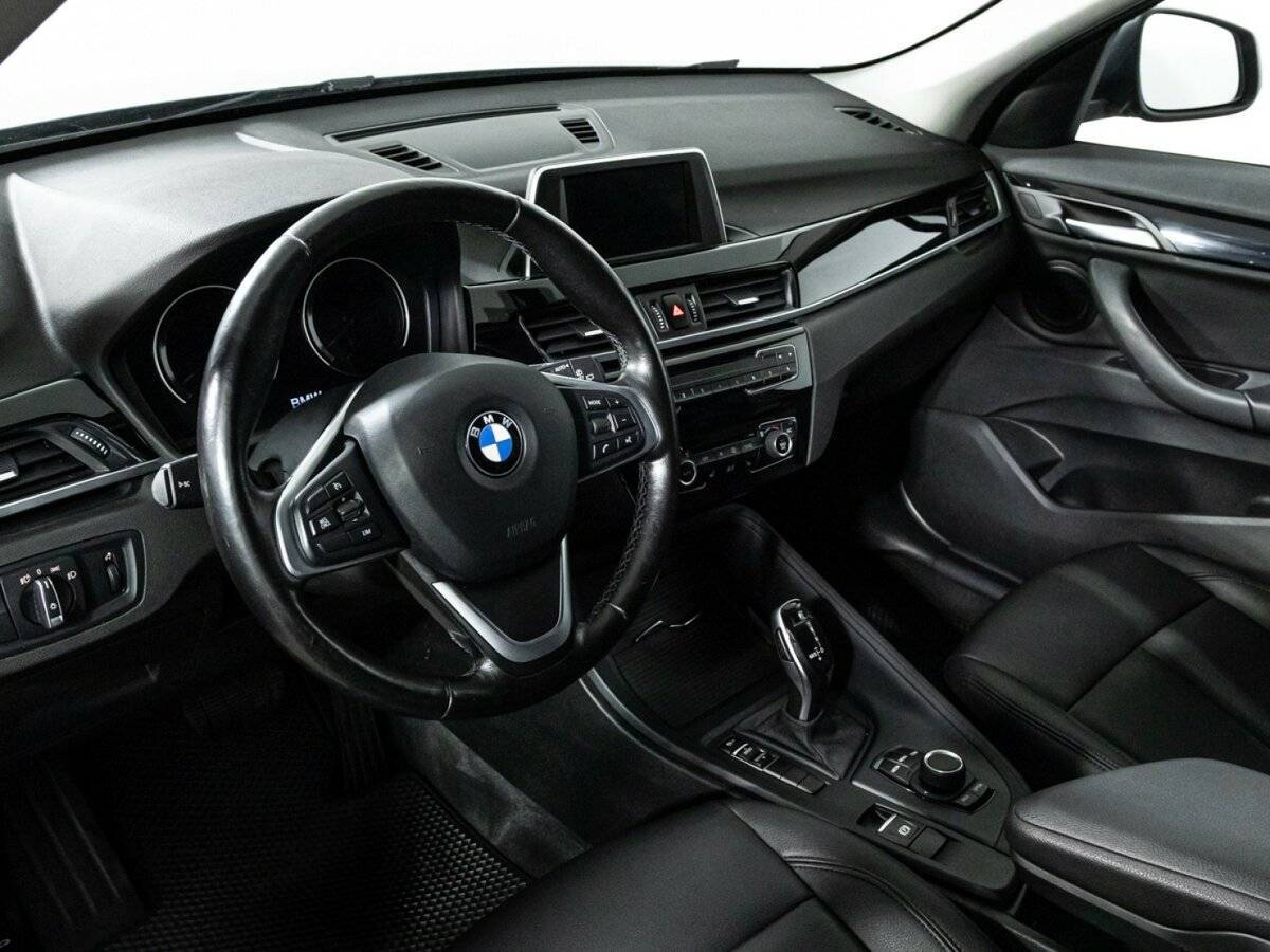 BMW X1 с пробегом — 2018 год. Фото: #10