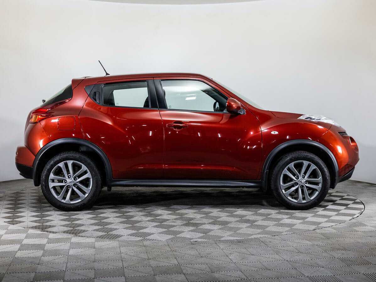 Nissan Juke с пробегом — 2013 год. Фото: #3
