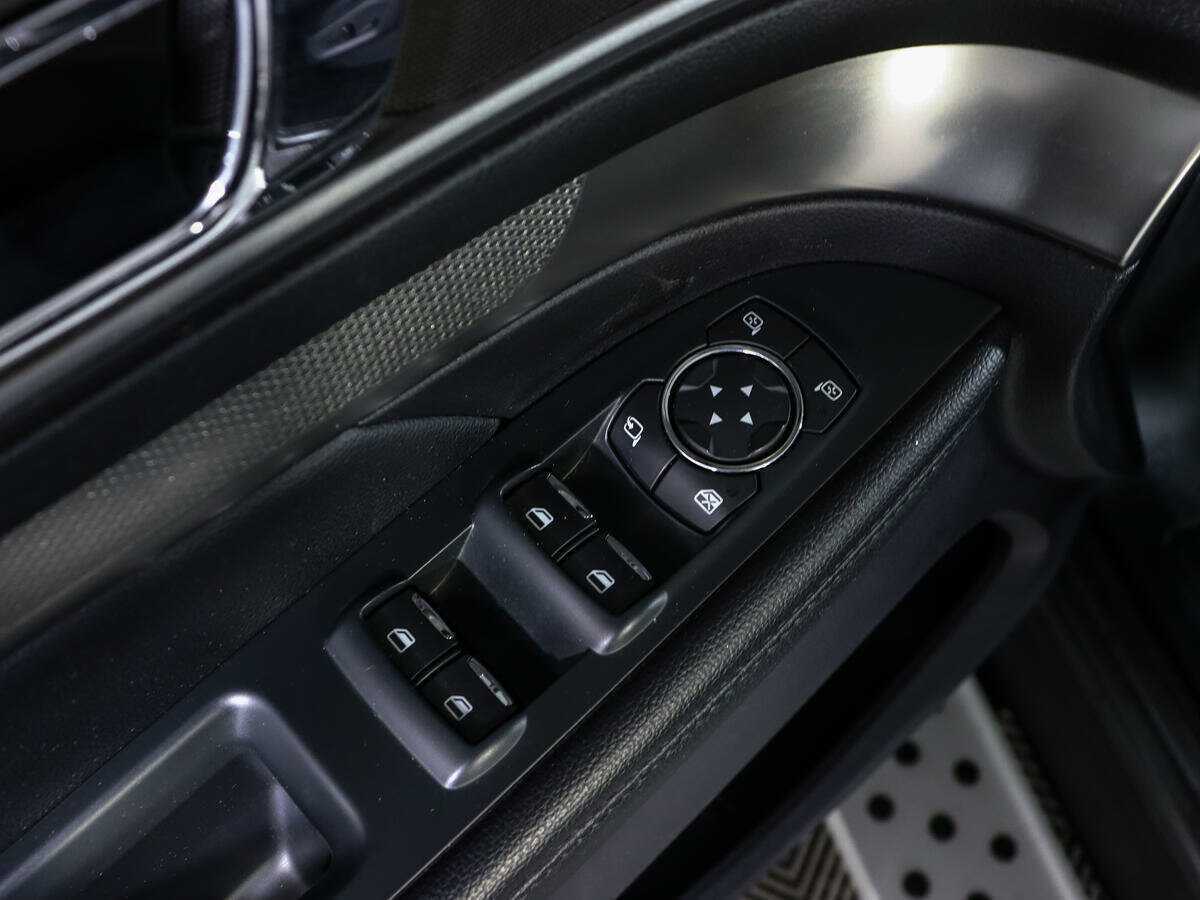 Ford Explorer с пробегом — 2019 год. Фото: #18
