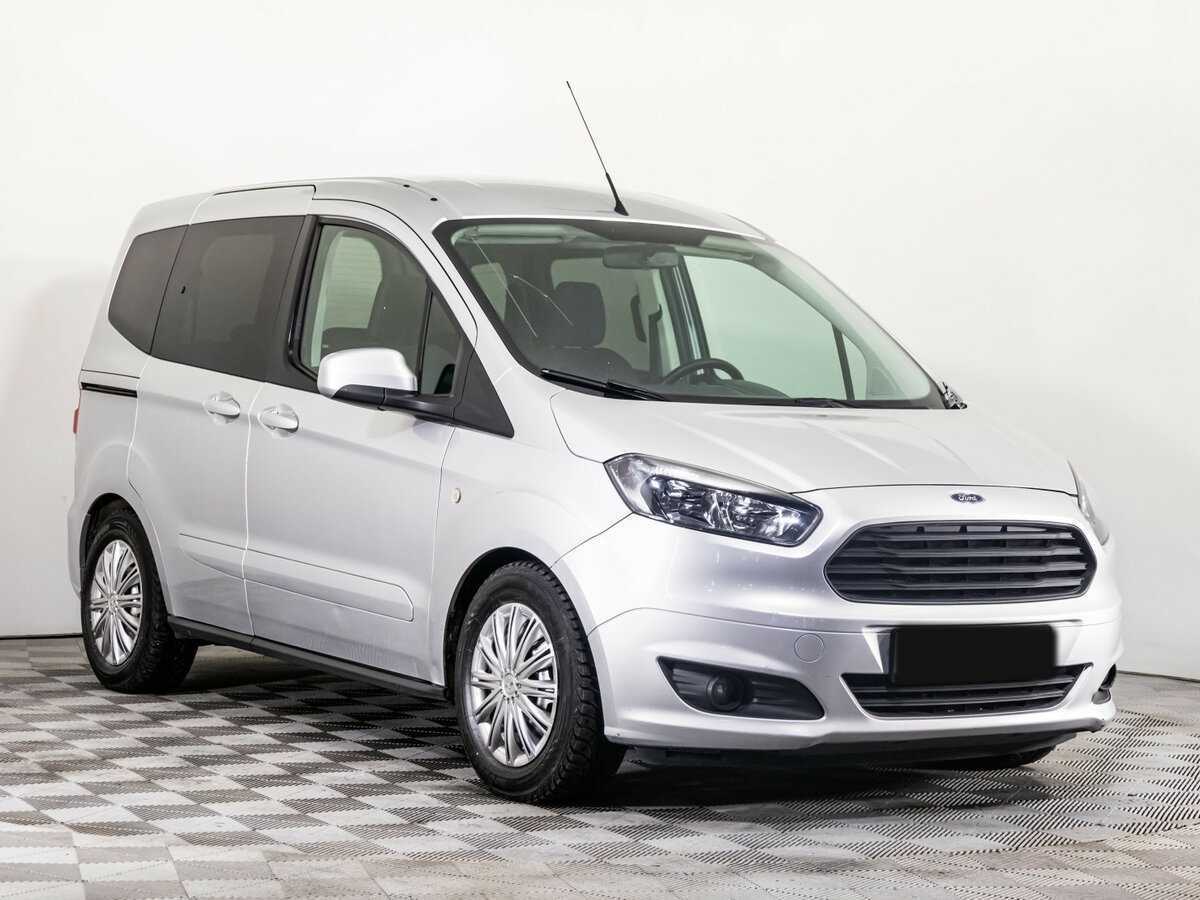 Ford Tourneo Courier с пробегом — 2017 год. Фото: #2