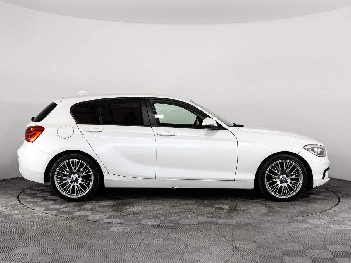 BMW 1 серии с пробегом — 2017 год. Фото: #4