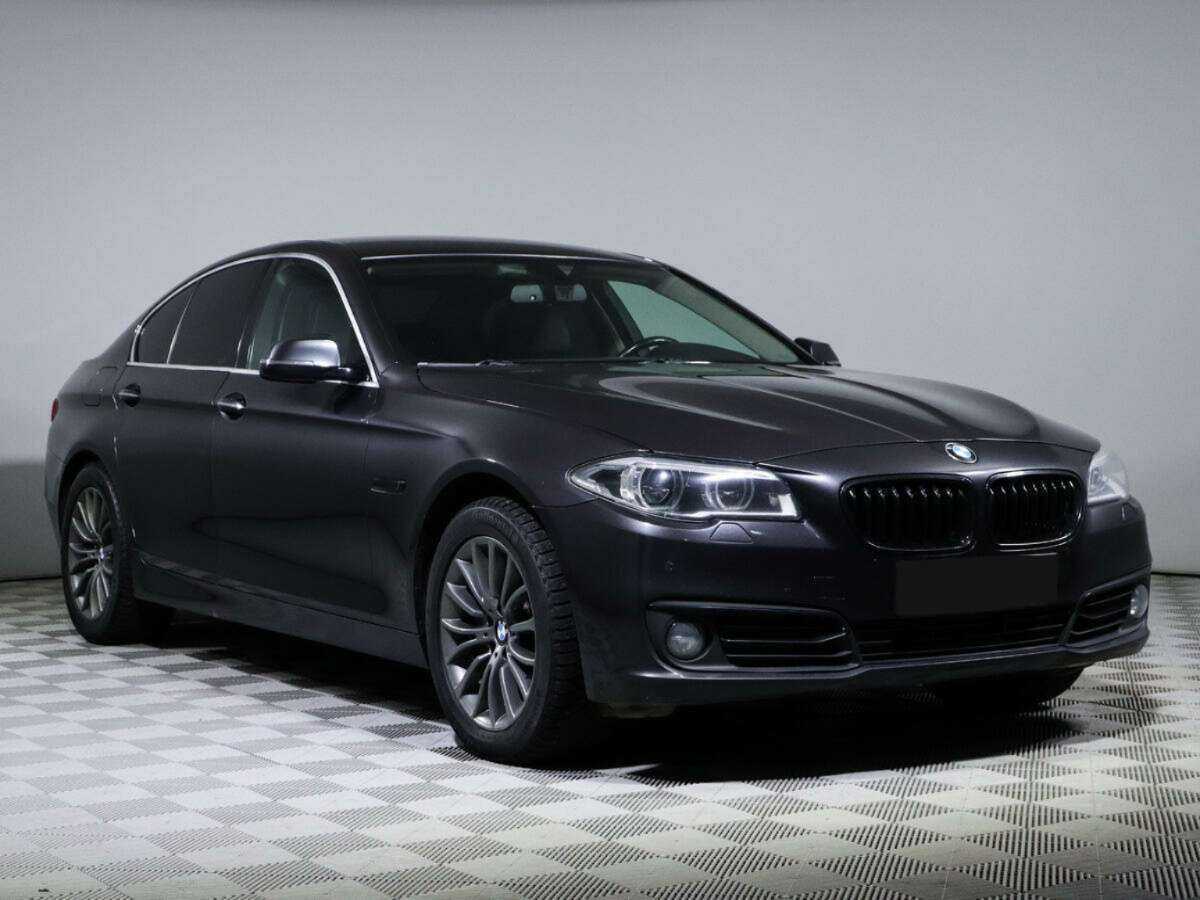 BMW 5 серии с пробегом — 2015 год. Фото: #2