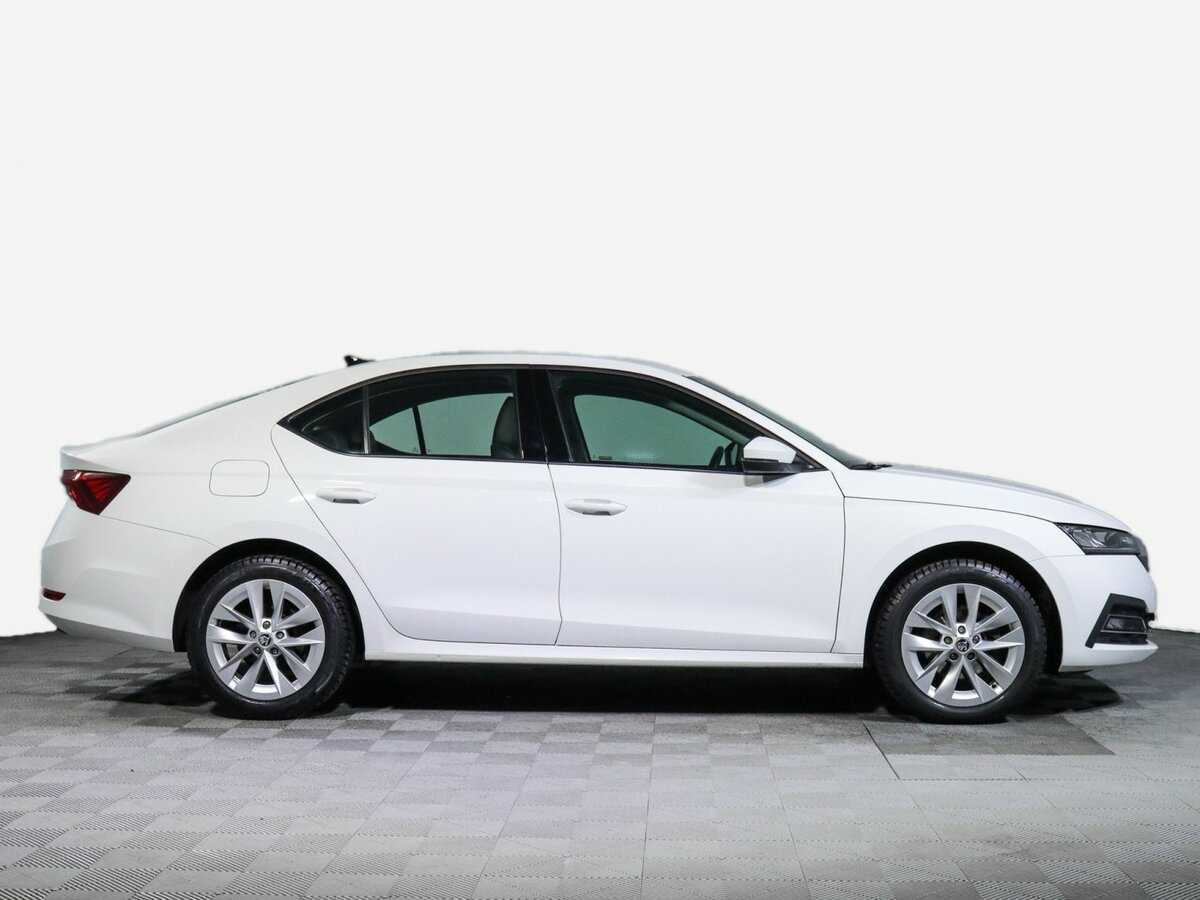 Skoda Octavia с пробегом — 2020 год. Фото: #3