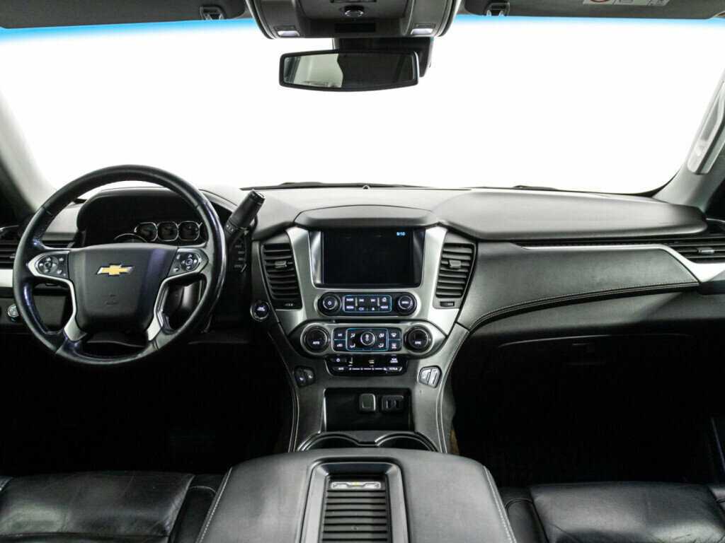 Chevrolet Tahoe с пробегом — 2016 год. Фото: #9