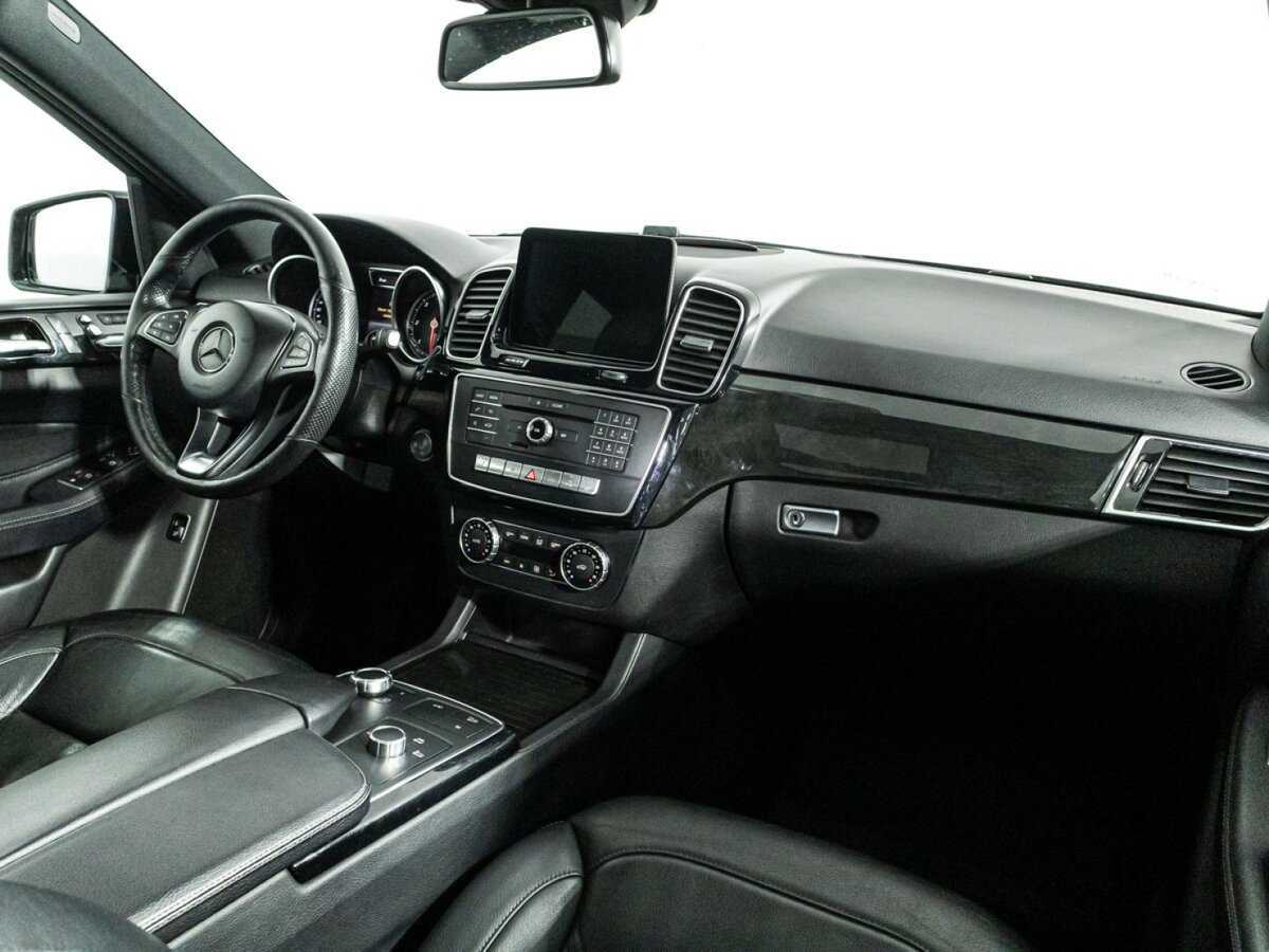 Mercedes-Benz GLE с пробегом — 2018 год. Фото: #8
