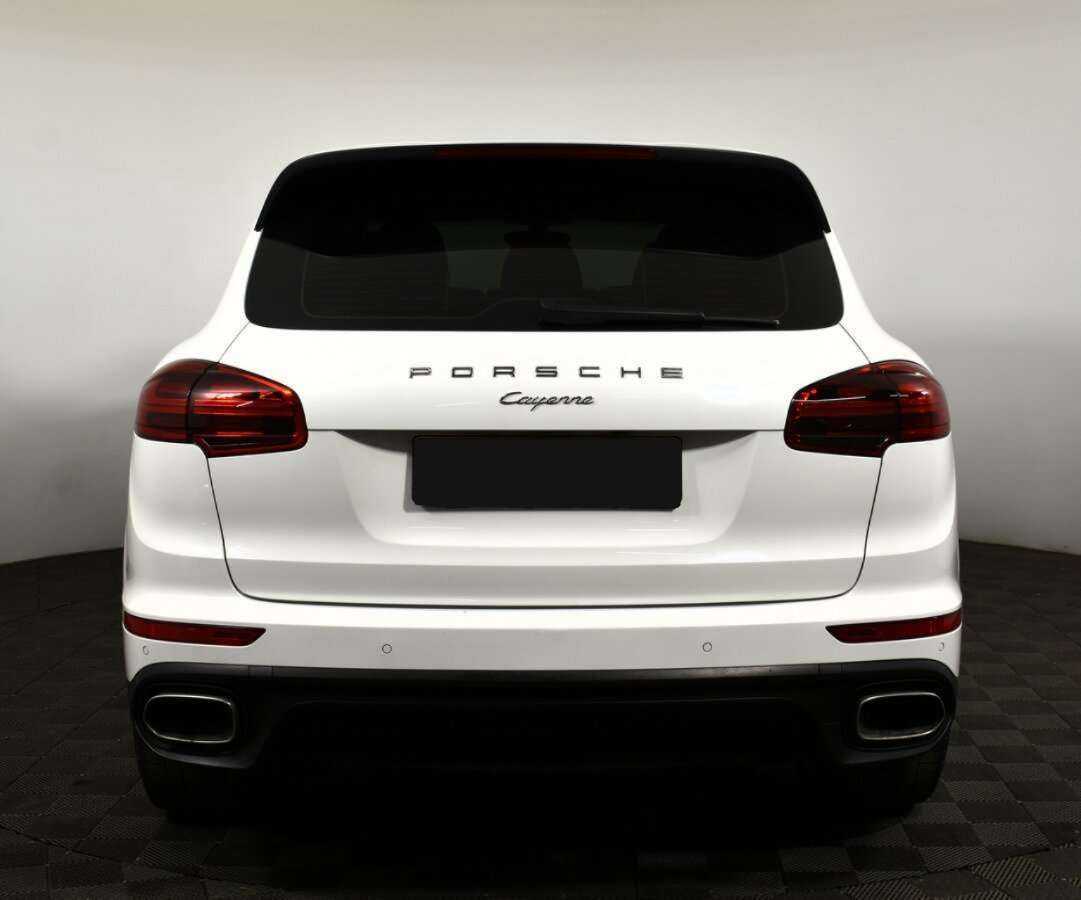 Porsche Cayenne с пробегом — 2015 год. Фото: #4
