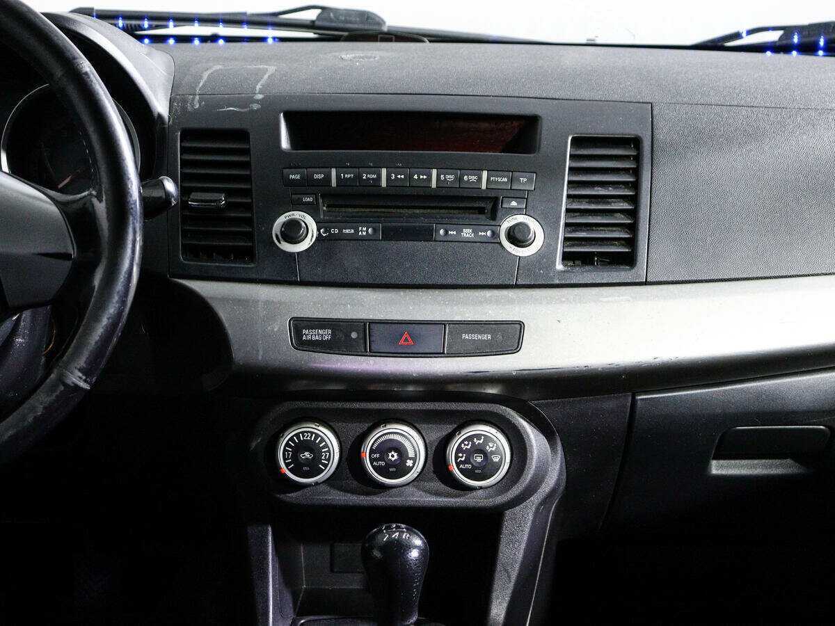 Mitsubishi Lancer с пробегом — 2008 год. Фото: #10
