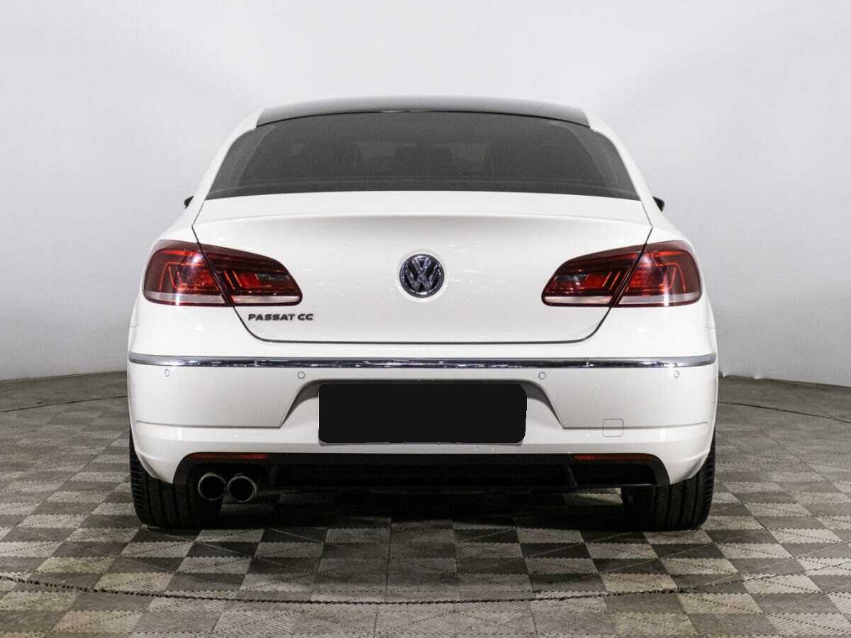 Volkswagen Passat CC с пробегом — 2013 год. Фото: #5