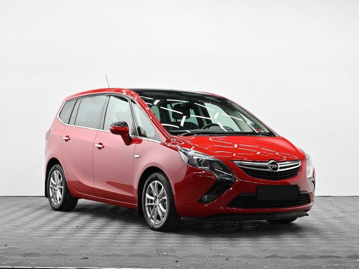 Opel Zafira с пробегом — 2012 год. Фото: #1