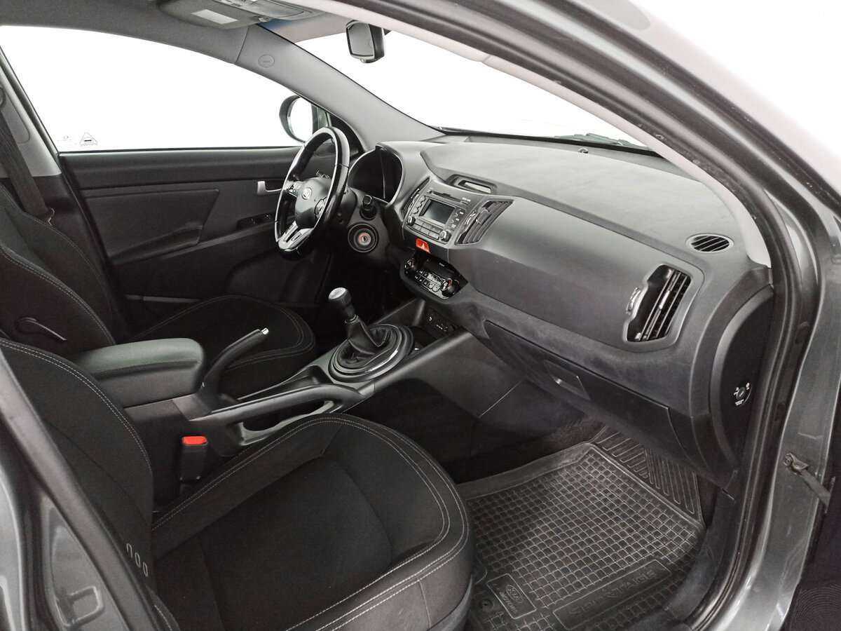 Kia Sportage с пробегом — 2011 год. Фото: #8