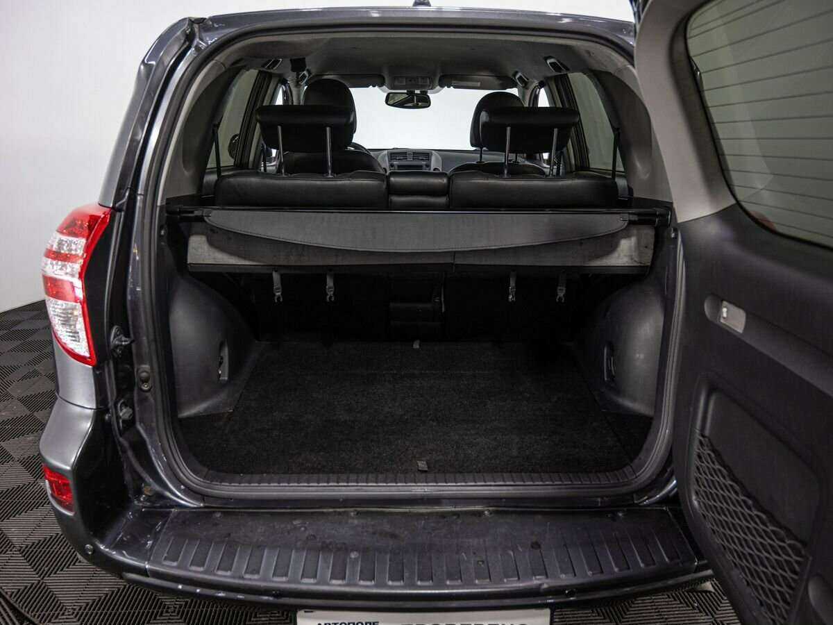 Toyota RAV4 с пробегом — 2011 год. Фото: #27